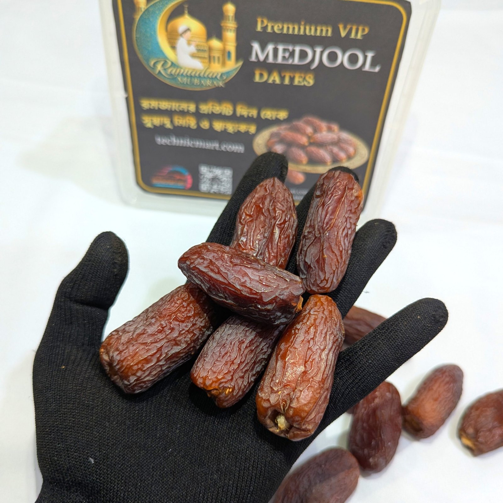 Premium VIP Medjool Dates – Fresh & Jumbo Ramadan Special Dates | প্রিমিয়াম VIP মেদজুল খেজুর – রমজান স্পেশাল সুস্বাদু ও স্বাস্থ্যকর খেজুর - Image 3