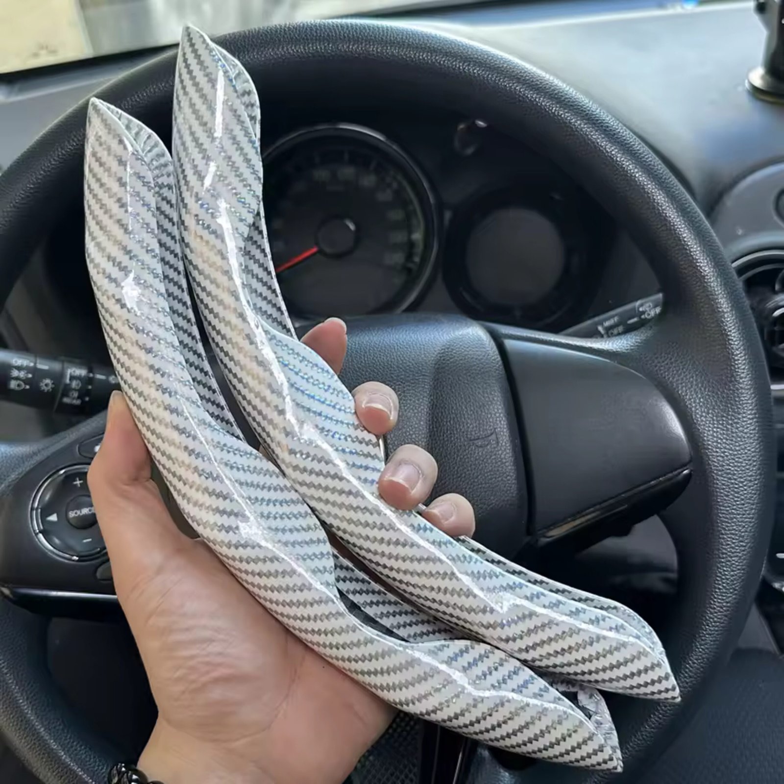 Two Part Wooden Steering Cover for Cars - Image 12
